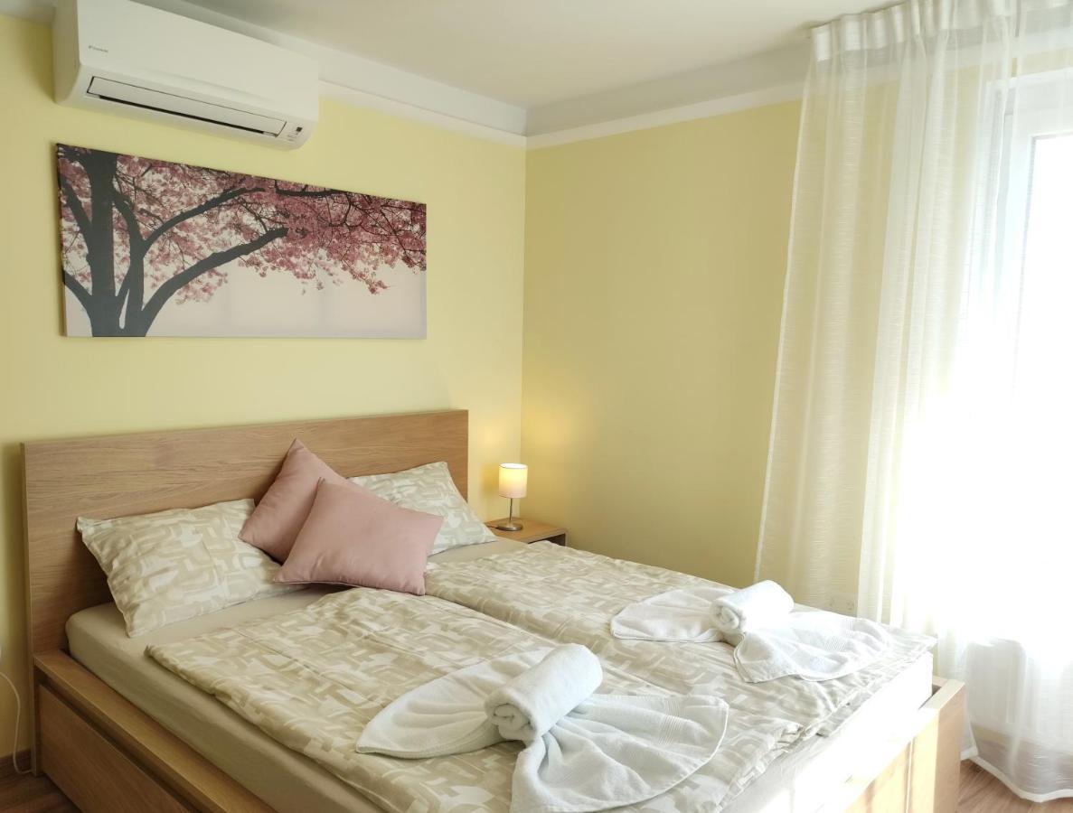 Nest2 Apartments เคสเท ภายนอก รูปภาพ